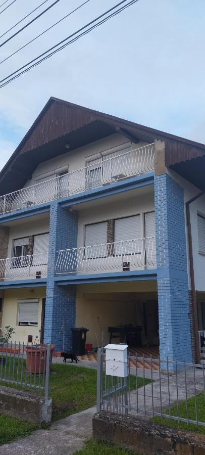 Bluebird Apartman Zalakaros Bagian luar foto
