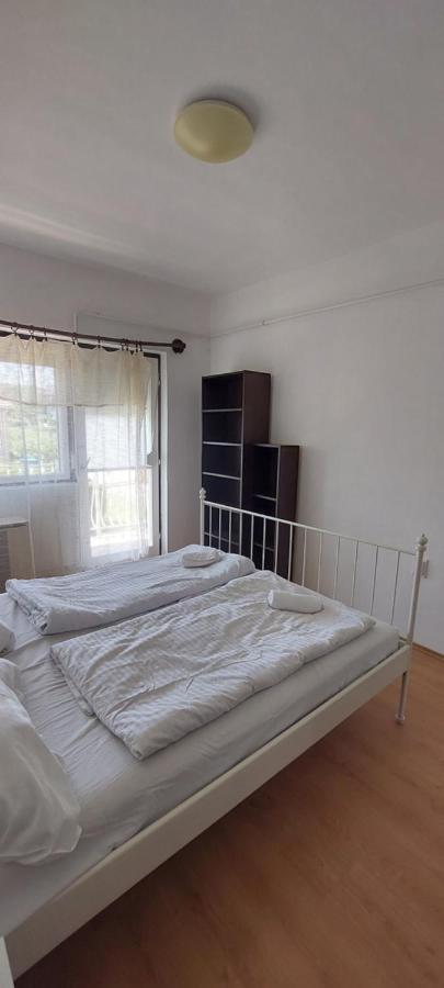 Bluebird Apartman Zalakaros Bagian luar foto